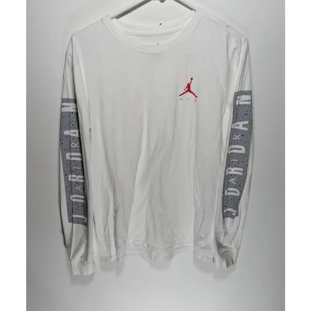 Mens‎ Air Jordan Michael Jordan No. 23 Chicago Bulls Long Sleeve Shirt Size M